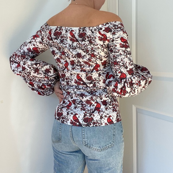 Gorgeous Printed Off Shoulder Top with Puffy Sleeves - Picture 5 of 11